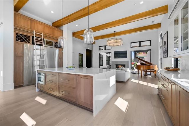 8200 Main S Street 1306, Woodstock, GA 30188