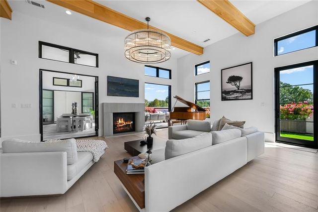 8200 Main S Street 1306, Woodstock, GA 30188