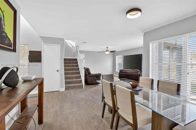 4700 Grapevine Way, Davie, FL 33331