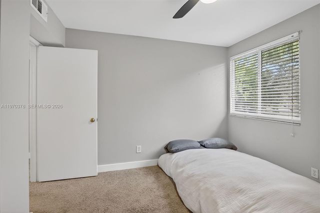 4700 Grapevine Way, Davie, FL 33331