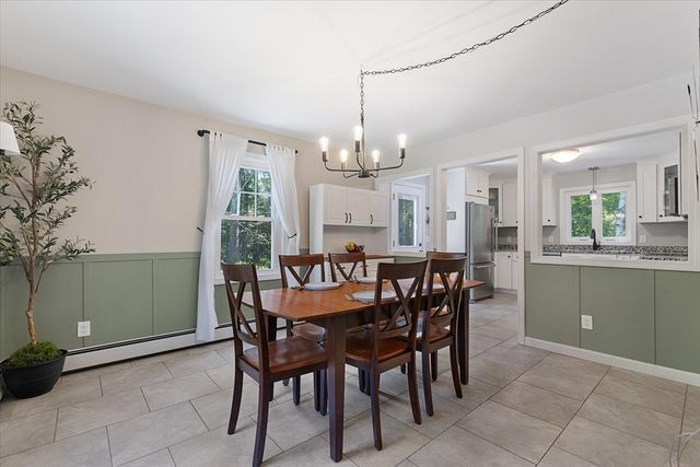 44 Underwood Rd, Hubbardston, MA 01452