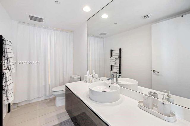 31 SE 6th St 2101, Miami, FL 33131