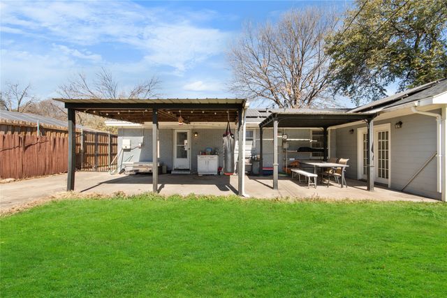 2226 Concord Drive, Irving, TX 75061