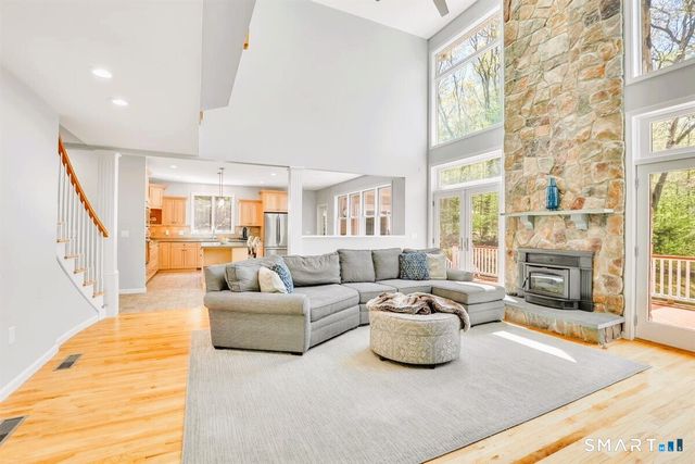 9 Gavin Drive, Columbia, CT 06237