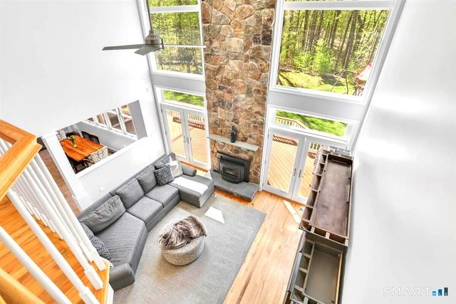 9 Gavin Drive, Columbia, CT 06237