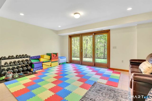 9 Gavin Drive, Columbia, CT 06237