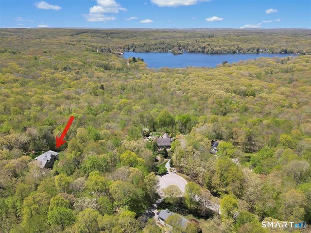 9 Gavin Drive, Columbia, CT 06237