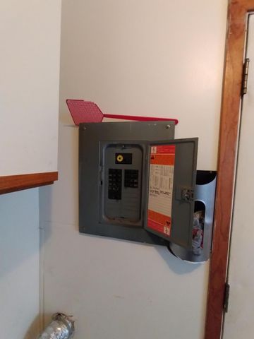 7503 Chestnut Avenue, Hammond, IN 46324