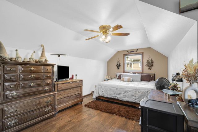 1666 Dellwood COURT, Grafton, WI 53024
