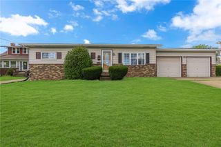 1105 Darlington Rd, Patterson Twp, PA 15010