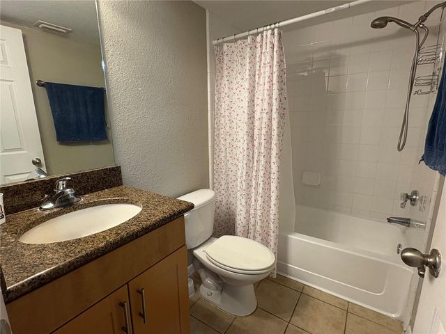 5582 BAYWATER DRIVE, Tampa, FL 33615