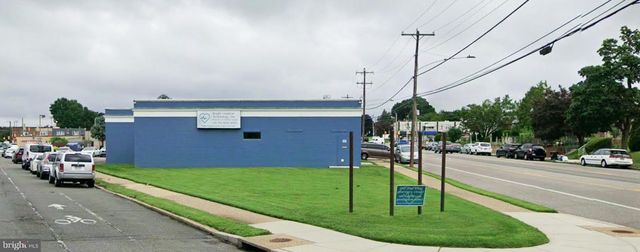 2040 NAPFLE AVENUE, Philadelphia, PA 19152