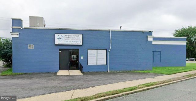 2040 NAPFLE AVENUE, Philadelphia, PA 19152