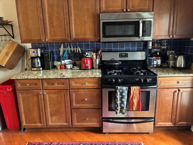 1531 W Hollywood Avenue 2, Chicago, IL 60660