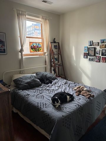 1531 W Hollywood Avenue 2, Chicago, IL 60660