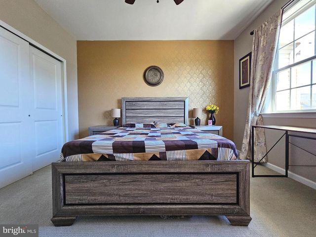 3 CANNON DR, Pennington, NJ 08534