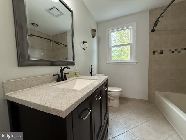 118 ASHBROOK RD, Cherry Hill, NJ 08034