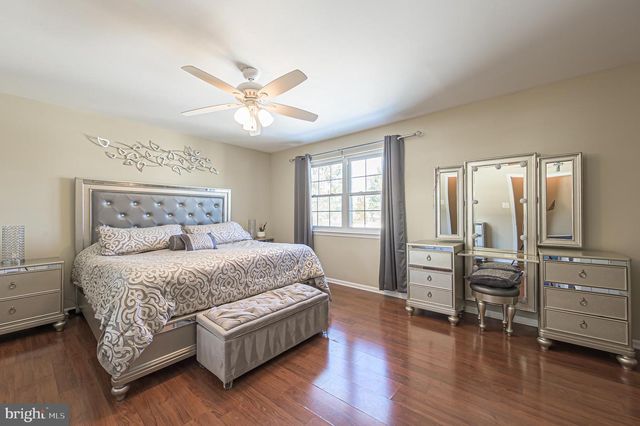 12 PERSIMMON ST, Sicklerville, NJ 08081