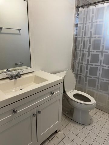 13500 NE 3rd Court 120, North Miami, FL 33161