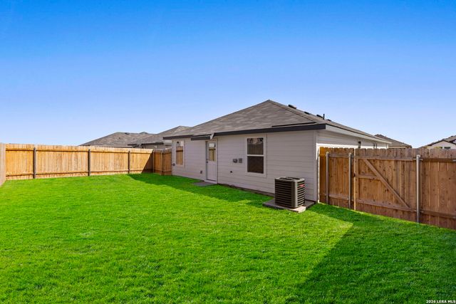 336 Cottonmouth, Seguin, TX 78155