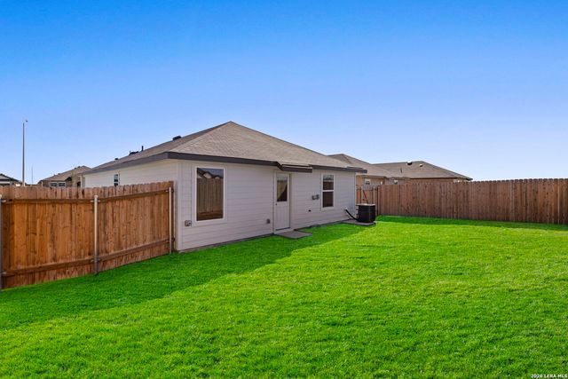 336 Cottonmouth, Seguin, TX 78155