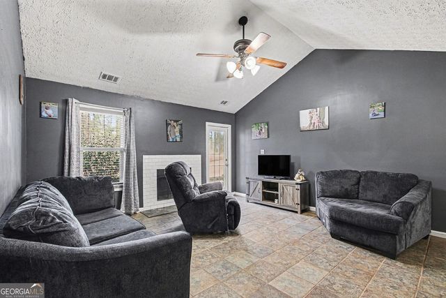 185 Jimmy Reynolds Drive, Jefferson, GA 30549