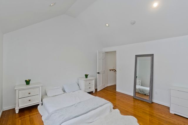 16 Squawfield Rd, Westfield, MA 01085