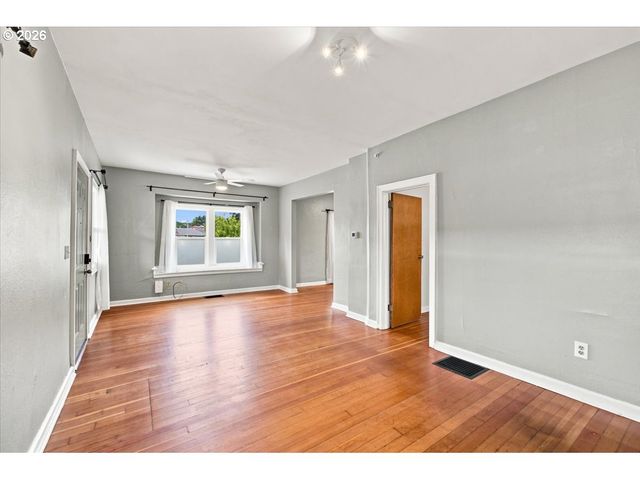 2325 Nw LINCOLN Ave, Corvallis, OR 97330