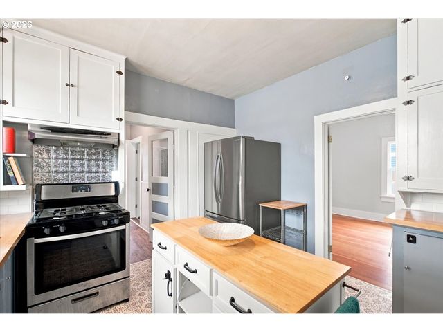 2325 Nw LINCOLN Ave, Corvallis, OR 97330