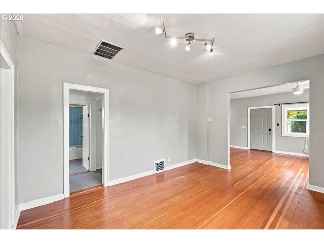 2325 Nw LINCOLN Ave, Corvallis, OR 97330