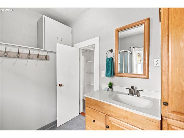 2325 Nw LINCOLN Ave, Corvallis, OR 97330