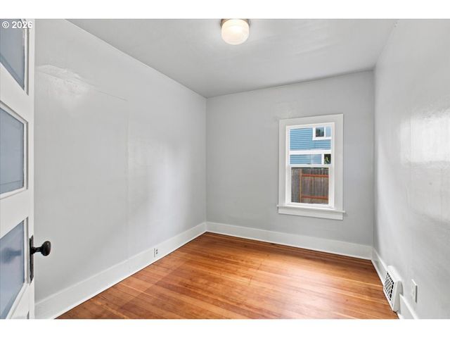 2325 Nw LINCOLN Ave, Corvallis, OR 97330