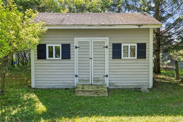 102 Smoke Rise Drive, Camillus, NY 13031