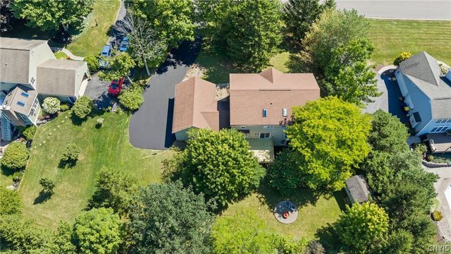 102 Smoke Rise Drive, Camillus, NY 13031