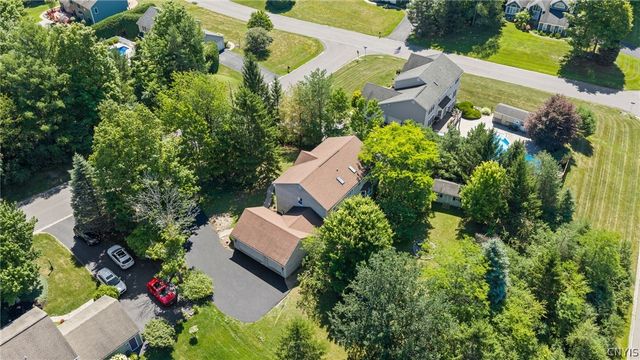 102 Smoke Rise Drive, Camillus, NY 13031