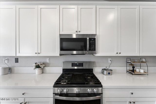 738 Hallow Pointe Drive, Spanish Springs, NV 89441