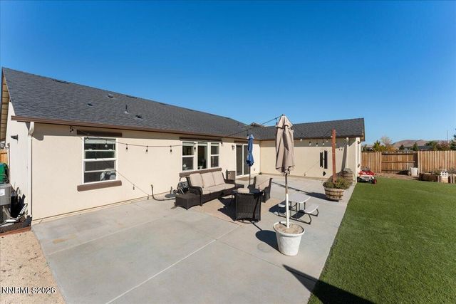 738 Hallow Pointe Drive, Spanish Springs, NV 89441