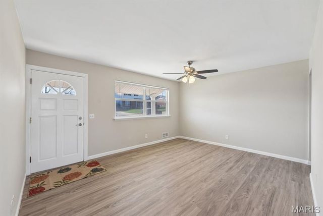 1077 Dawn Valley Drive, Maryland Heights, MO 63043