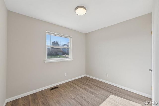 1077 Dawn Valley Drive, Maryland Heights, MO 63043