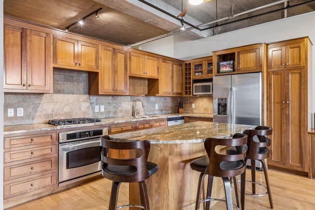 901 N 3rd 414, Minneapolis, MN 55401