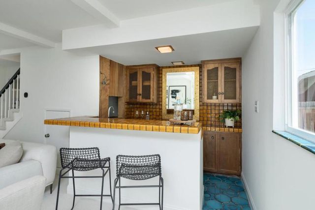 2769 Bromley Drive, San Carlos, CA 94070