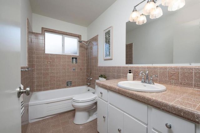 2769 Bromley Drive, San Carlos, CA 94070