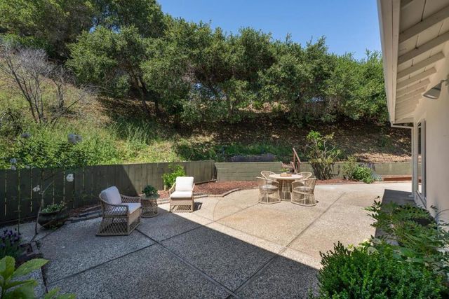 2769 Bromley Drive, San Carlos, CA 94070