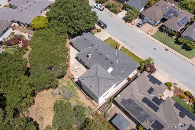 2769 Bromley Drive, San Carlos, CA 94070