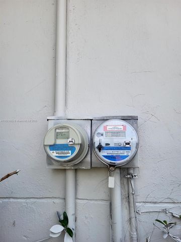 640 - 642 NW 77th St, Miami, FL 33150