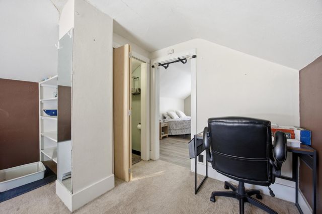 212 10th Street N, Moorhead, MN 56560