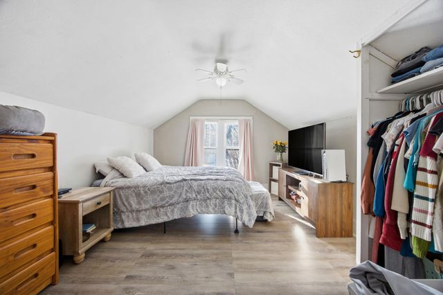 212 10th Street N, Moorhead, MN 56560