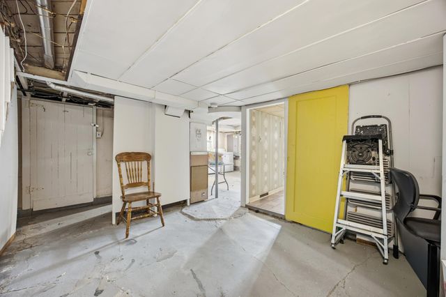 212 10th Street N, Moorhead, MN 56560