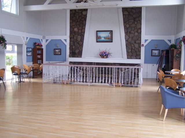 9420 BAY COLONY Drive 1W, Des Plaines, IL 60016