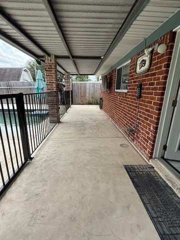 4810 Crepe Myrtle Lane, Pasadena, TX 77505